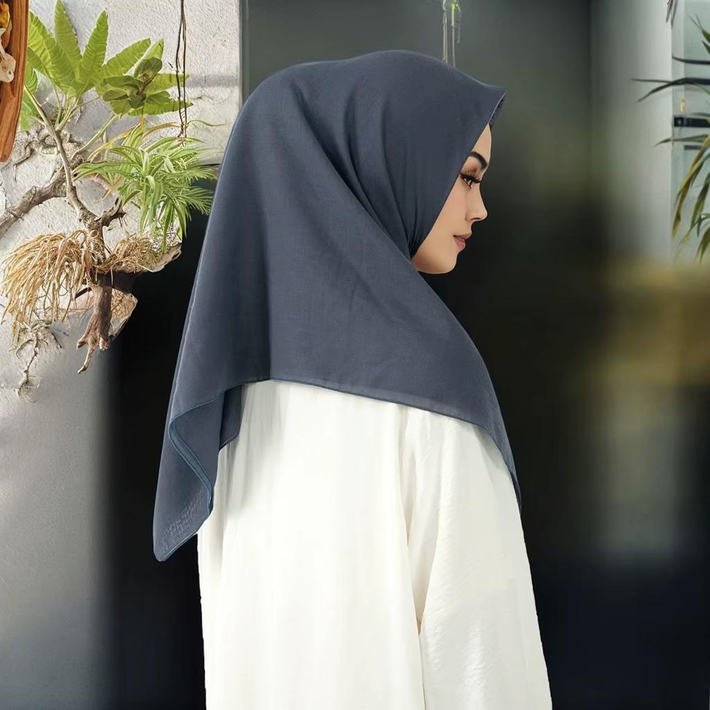 Zipper Design Muslim Hijab Solid Gray Instant Scarf Practical & Modest Islamic Headscarf for Women's Ethnic Fashion & Daily Use