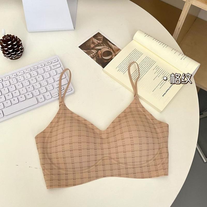 Naked Foundation Seamless Underwear, Small Breasts Gathered and Closed Secondary Breasts, Thin U-shaped Cross Beautiful Back Backless Bra