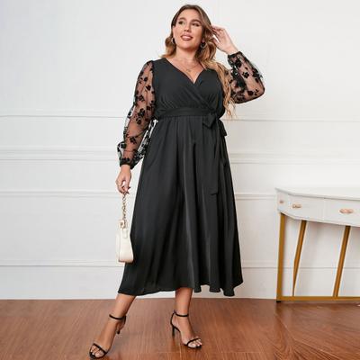 Damen-Kleid, V-Ausschnitt, bestickte Spitze, Netzstoff, lange Ärmel, Midikleid, hohe Taille, Wickelkleid mit Gürtel