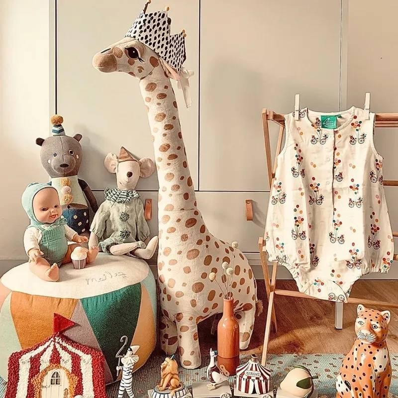 Cute Giraffe Plush Toy Sleeping Pillow For Kids Bedroom Decor And Nap Support