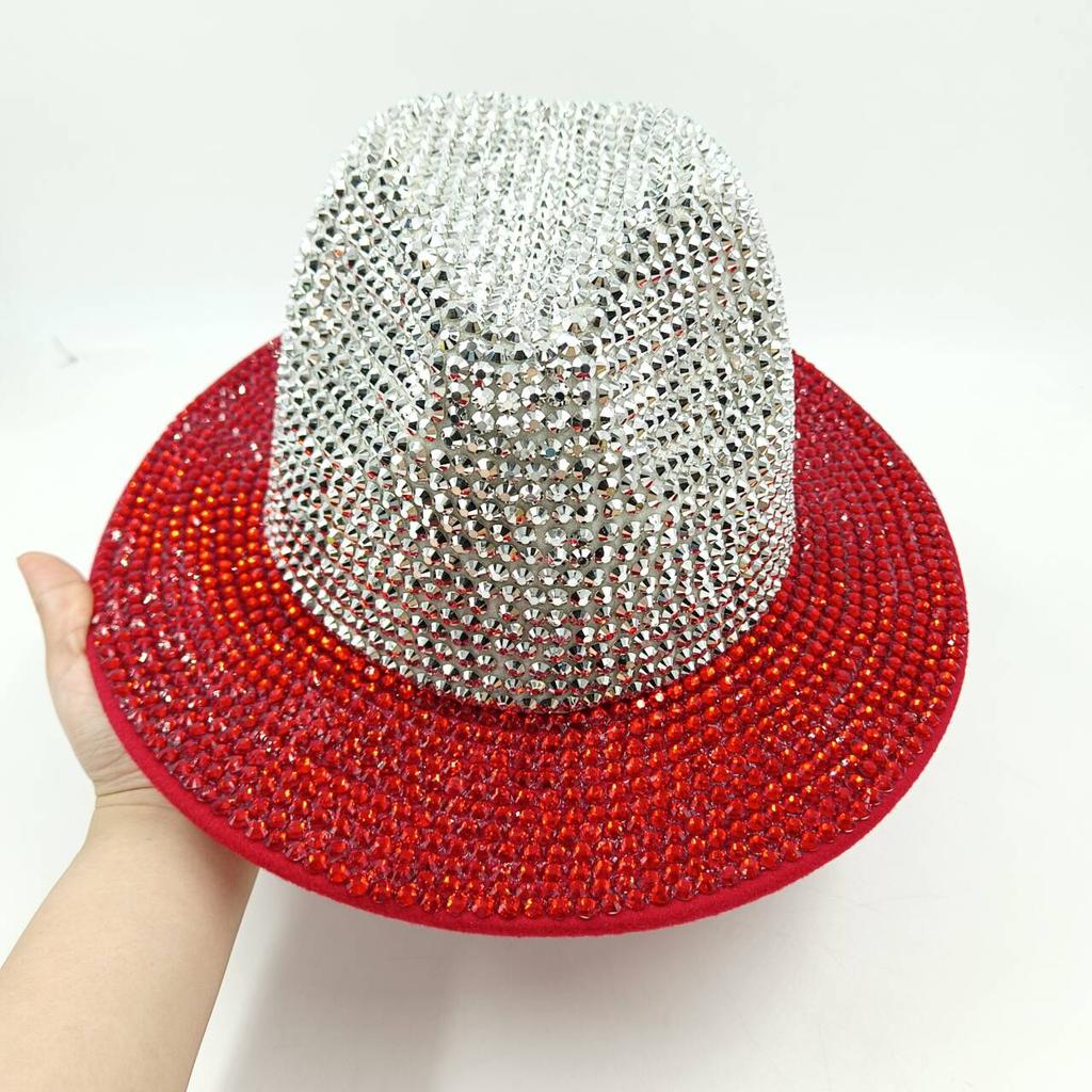 Chapeau Fedora Femme Accessoires Personnalisés Haut de Gamme Rouge Exquis Personnalisé Denim Mode Brillant Perle Strass Chapeaux de Cow-boy sombrero