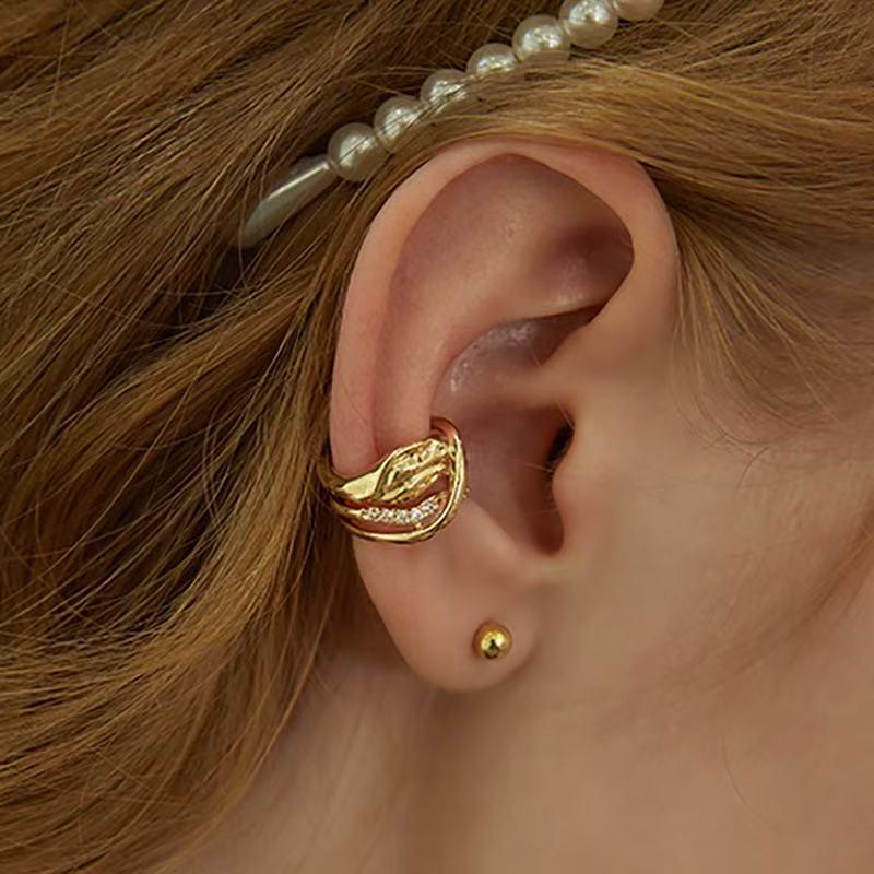 

Elegant Zircon Stacked Ear Cuff: Trendy, Non-Piercing Multi-Layer Metal Earrings