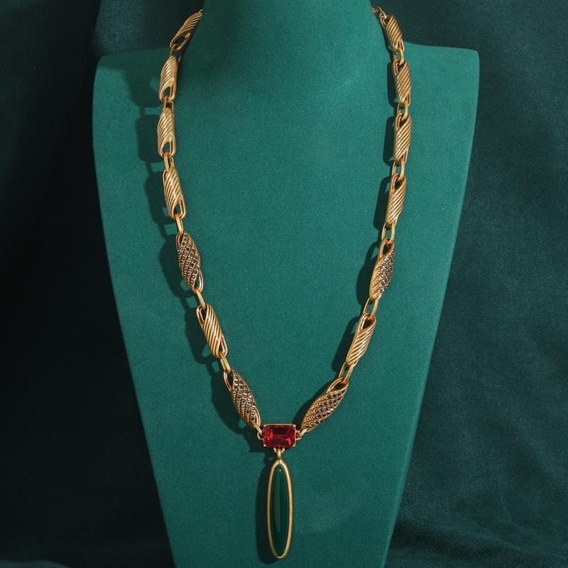 

Vintage Green Willow Leaf Pendant Necklace Natural Stone Crystal Antique Gold Color Luxury Jewelry For Women Accessories 2025