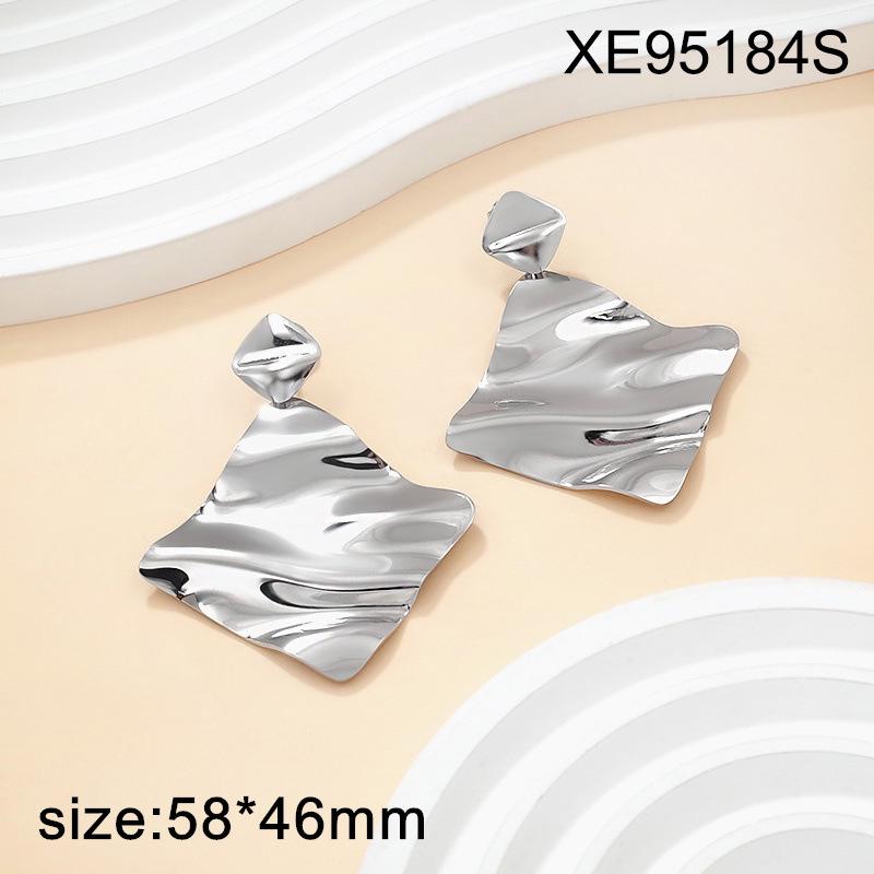 18K Gold Stainless Steel Geometric Earrings: Fashionable, Versatile, Luxury Studs for Women