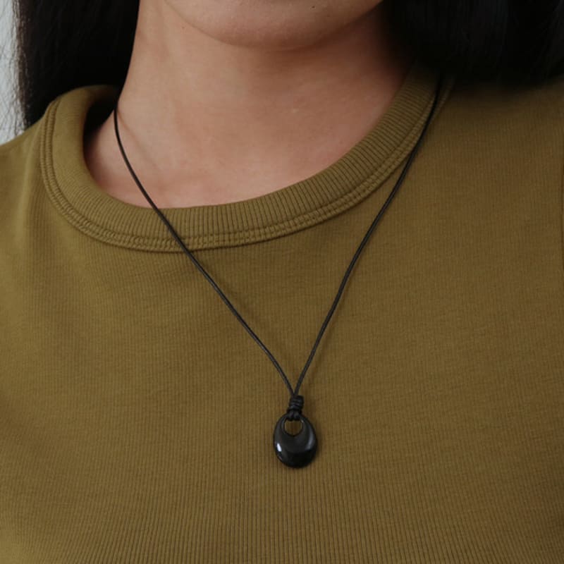 

Less is more onyx tie necklace OS