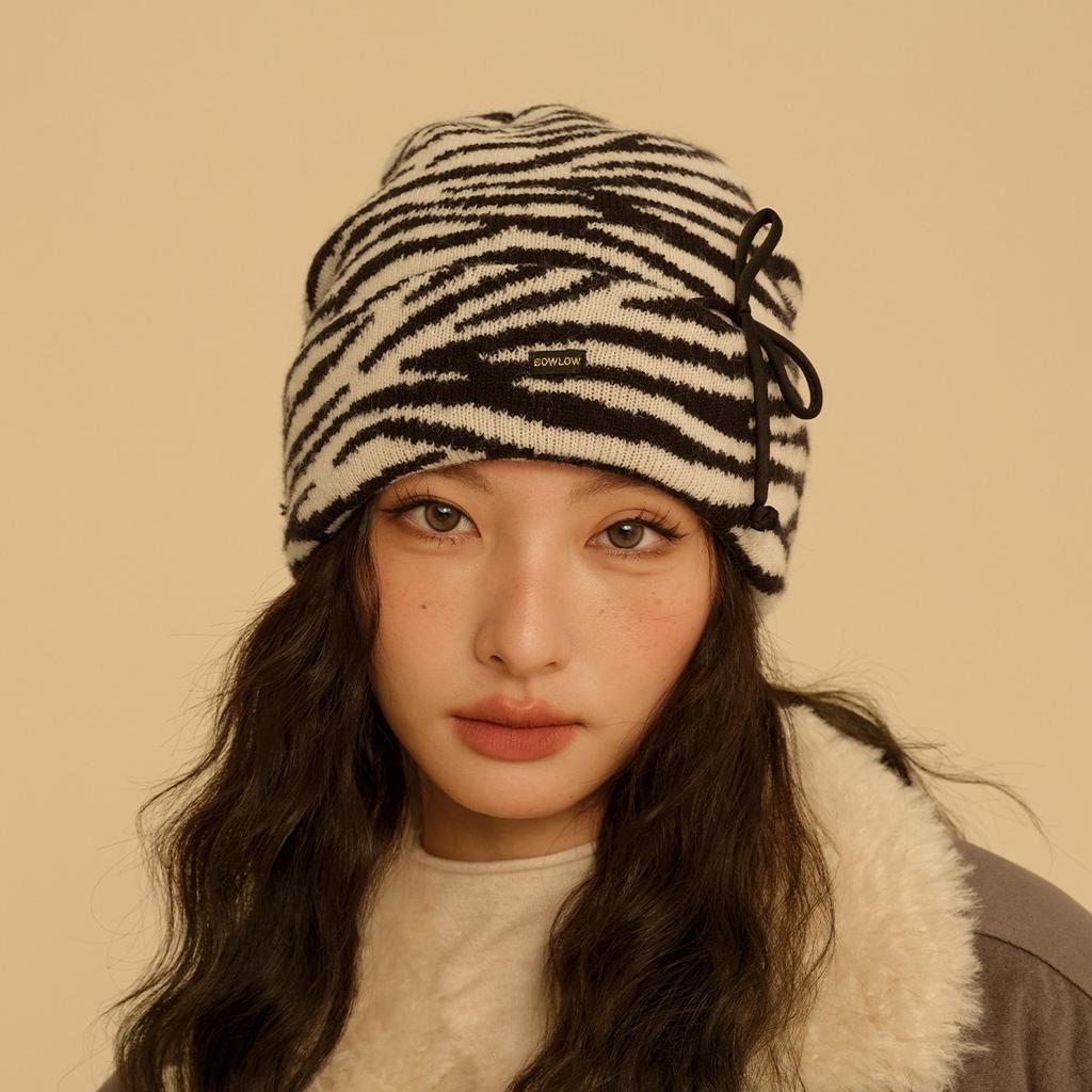 Winter Hat for Women Casual Versatile Knitted Hat Big Head Circumference Thickened Warm Wool Hat Zebra Striped Ear Protection Cold Hat