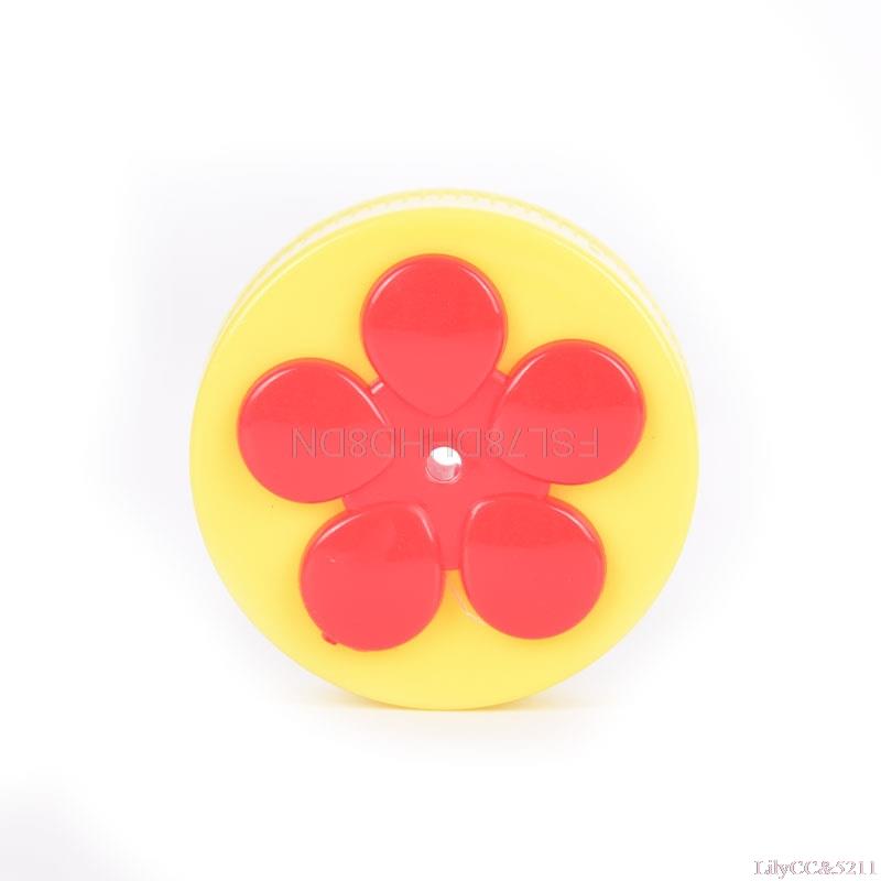 

Flowers Shape Handhold Bird Hummingbird Feeder Drinker Plastic Seed And Water Outdoor Window Suction Cup Bird Feeder