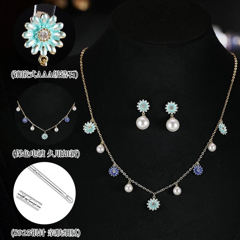 Handmade Floral Pearl Necklace Set Women Pink Blue Flower Design Lightweight Elegant Jewelry Casual Party Wear