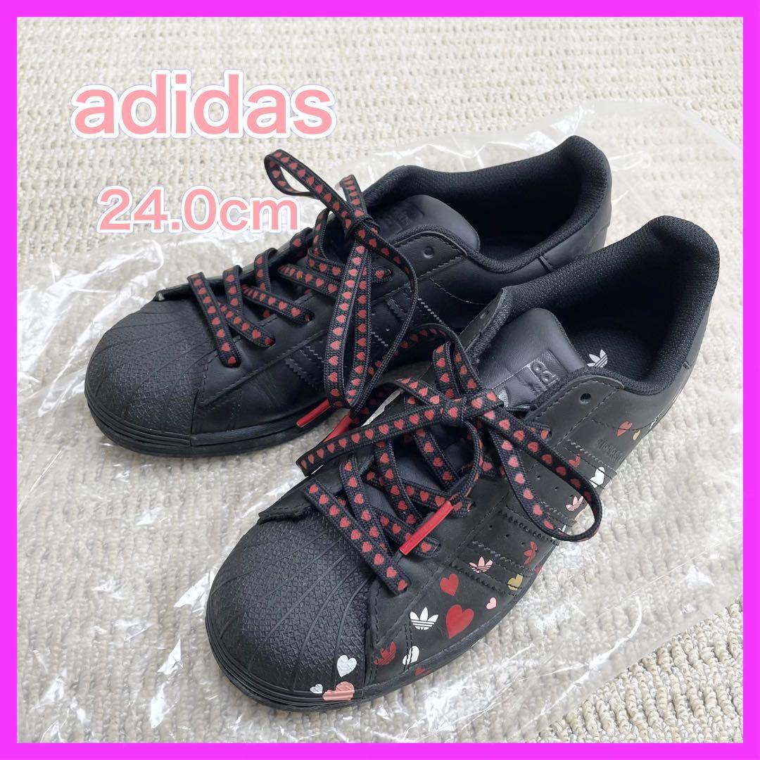 

[USED] Adidas Heart Valentine s Day Limited Edition Black Leather Sneakers