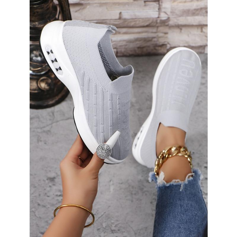 Plus Size Women's Athletic Casual Mesh Shoes Round Toe Low-Top Breathable Mesh Slip-On Slip-Ons