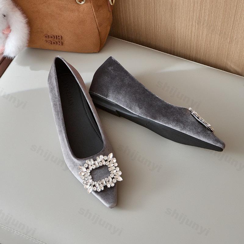Women's Shoes 2026 Spring New French Pointed Toe Suede Shallow Mouth Flat Shoes Diamond Decorated Elegant Banquet Casual Shoes