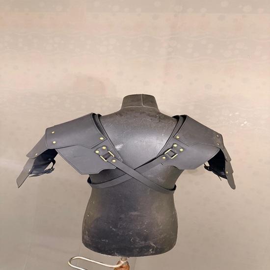 Black Leather Medieval Pauldrons Adjustable Straps, LARP, Cosplay Armor