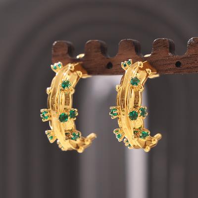 Nuovi Orecchini Geometrici a C in Pietra di Vetro Verde Rame Placcato Oro 18k Semplici Orecchini di Lusso Leggero Donna