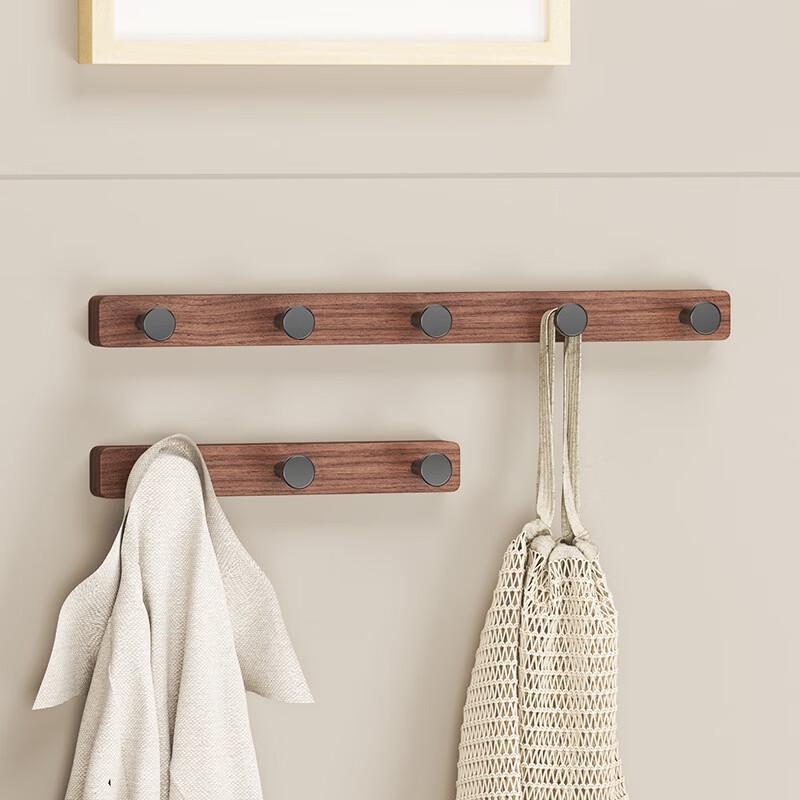 Vintage Wandhaken aus Walnussholz