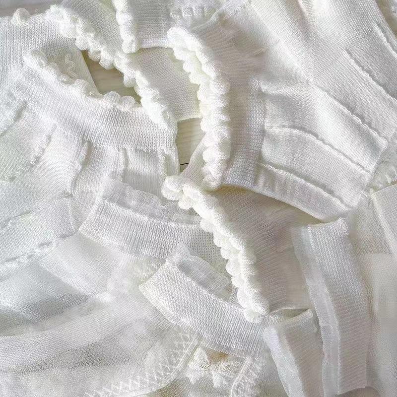 5 par/lot Sommarkorta kvinnor Vita strumpor Lågt rör Coola strumpor Set Söt tryck ankelfotskydd Mode Ny Kawaii Sock