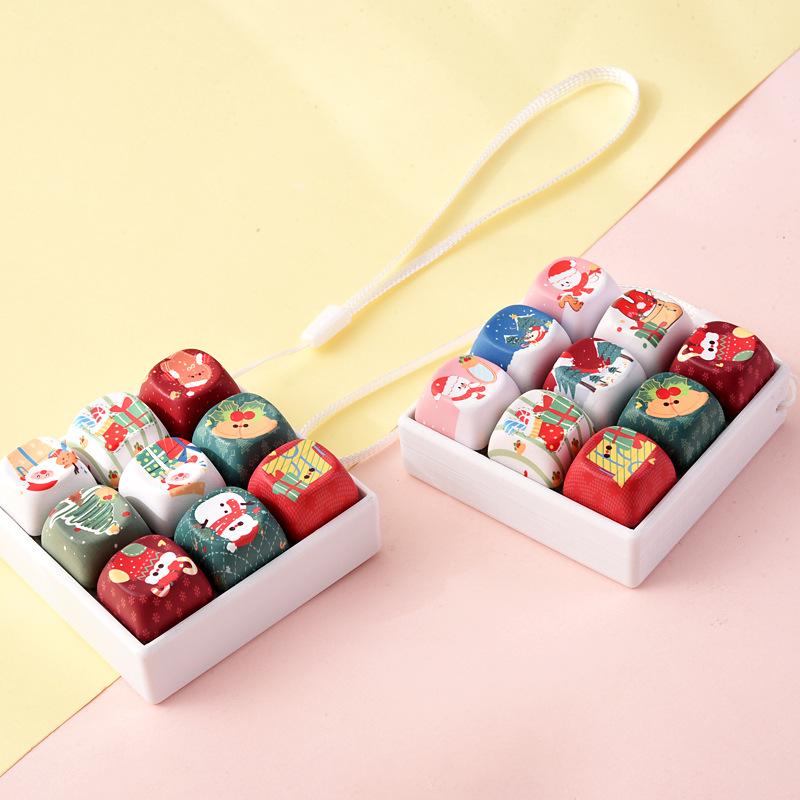 Fun Christmas Animal 9-Key Keyboard Stress Relief Toy Fidget Pendant Portable Bag Decor for Killing Time Waiting In Lines