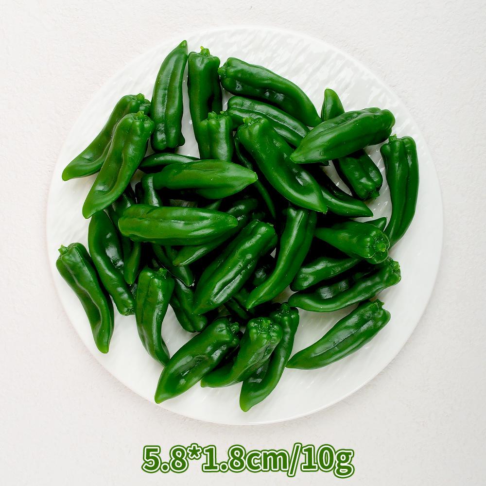 Creative Miniature Food Toy: Green & Red Pepper Prop