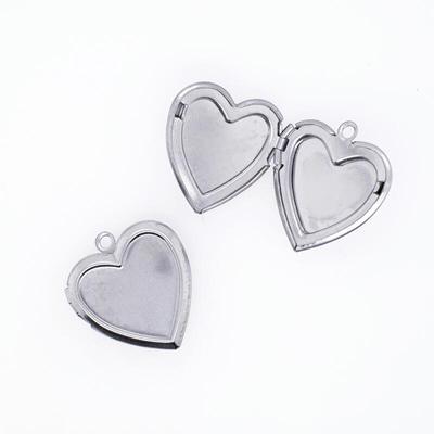 Surgical Simple Heart Locket Pendant Photo Album Accessories