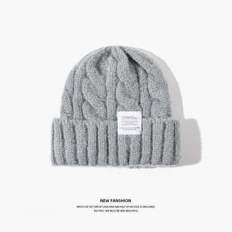 Large board wool hat, versatile for men and women, student ear protection, warm, loose twist knitted hat, small cold hat