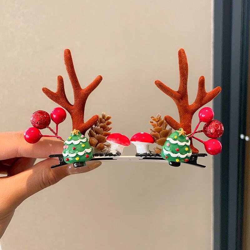 Fumaiide Christmas Hair Clip Set