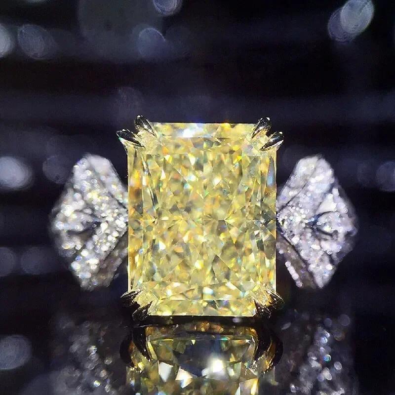Nuovo Anello da Donna Hyperbole per Festa Cocktail Con Enorme Zircone Cubico Azzurro Montatura a Griffa Regalo di San Valentino per Moglie