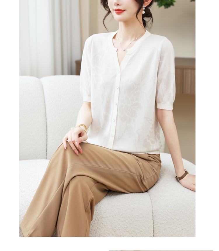 Mom's 2026 New Style Summer Knit Top - Short-Sleeved T-Shirt for Middle-Aged & Elderly Women