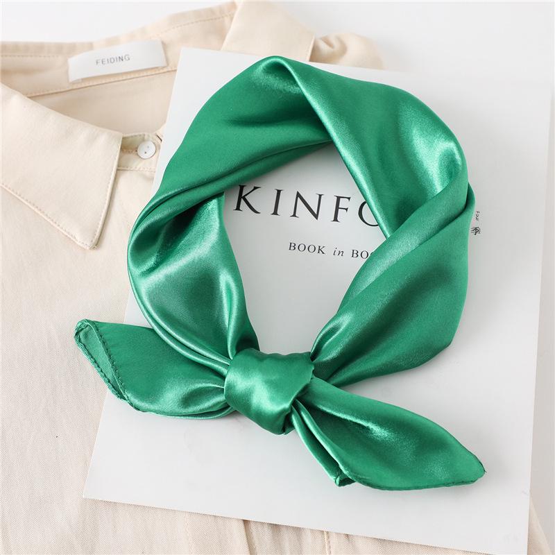 Eșarfă clasică de damă din mătase uni, accesoriu de modă versatil, pătrat de 60 cm pentru bandă de păr sau ținută profesională