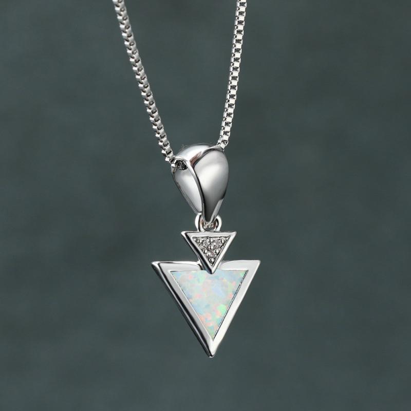 Wish Overlapping Triangle Opal Pendant Collarbone Chain Hip Hop Hipster Accessories белый