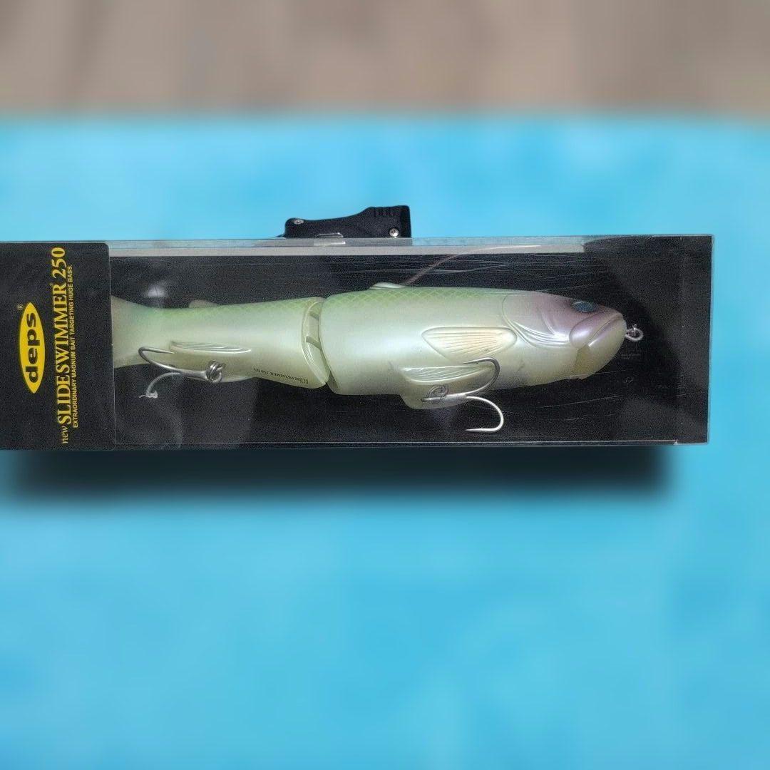 Used deps NEW SLIDESWIMMER 250 Big Bait