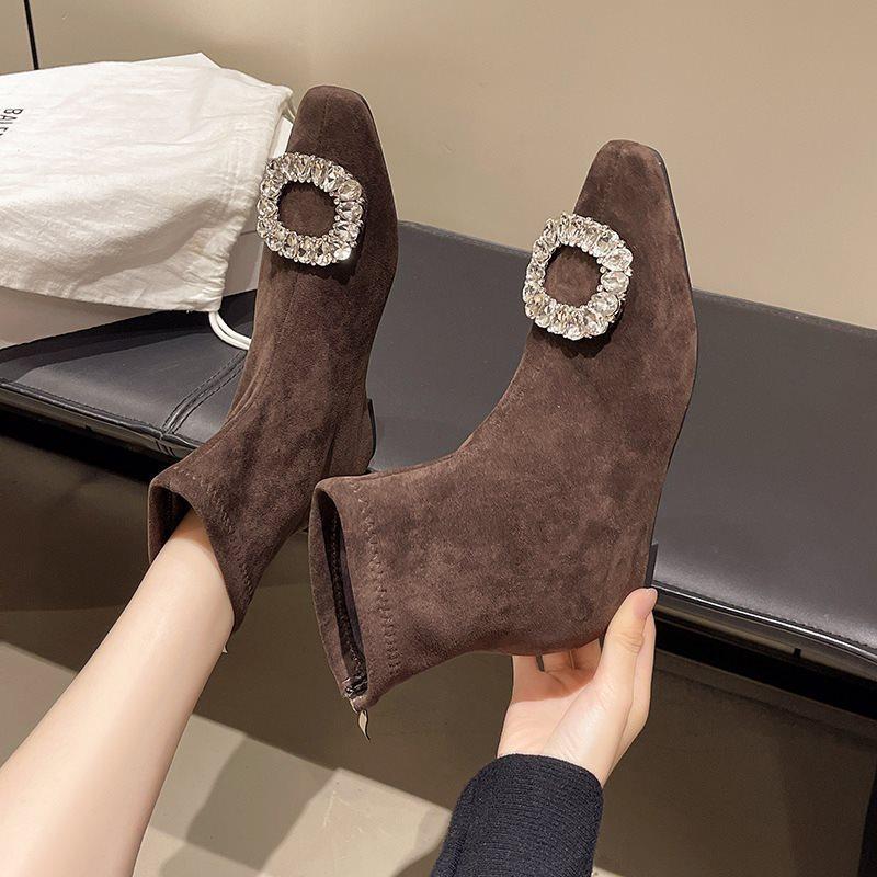 Francuskie wszechstronne krótkie botki damskie 2025 jesień i zima małe nowe buty nagie botki cienka kwadratowa klamra mała wewnętrzna wysokość stras koreańskie