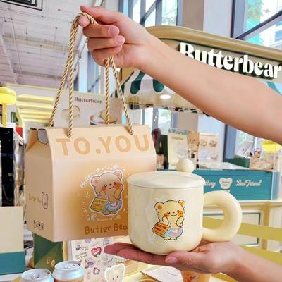 Niedlicher Butterbär Keramiktasse mit Deckel Löffel für Mädchen Büro Frühstück Kaffee Trinkbecher Praktisches Geschenk