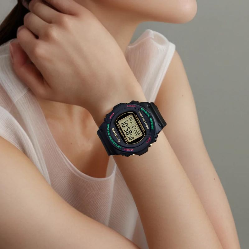 Casio BABY-G 90's retro trend classic small round watch LCD display sports waterproof quartz movement resin strap Japanese and Korean BGD-570TH-1PRD
