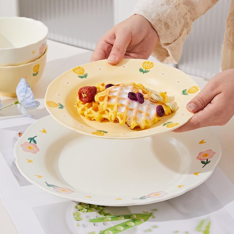 Cream Style Bone China 50-Piece Dinnerware Set