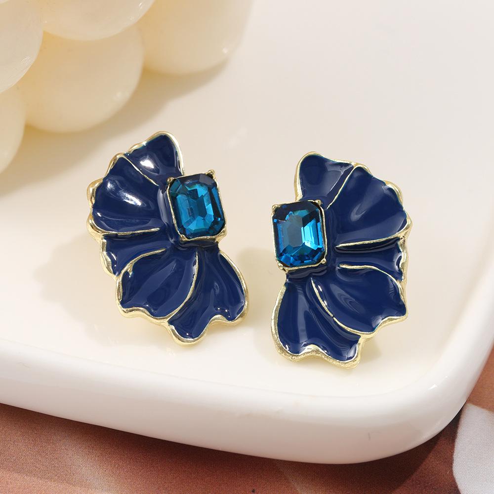 Korean Super Sweet Floral Temperament Stud Earrings