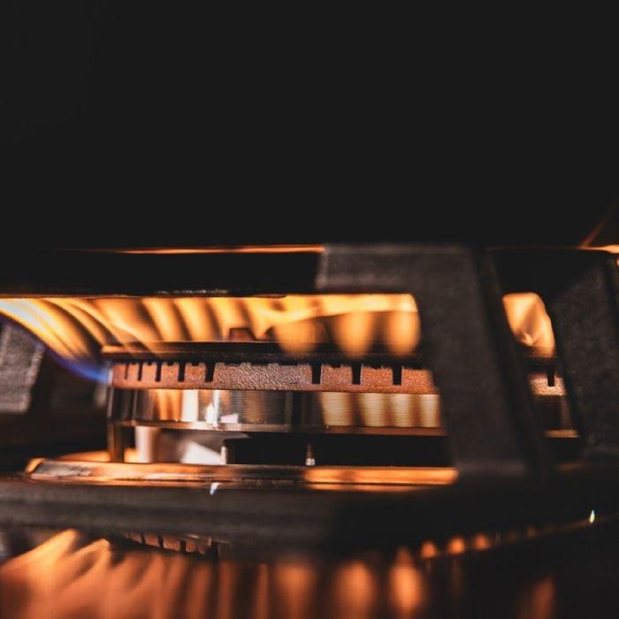 Plaque de cuisson à gaz - CECOTEC - Squad G 4200F - 4 foyers - Verre noir - Foyer WOK