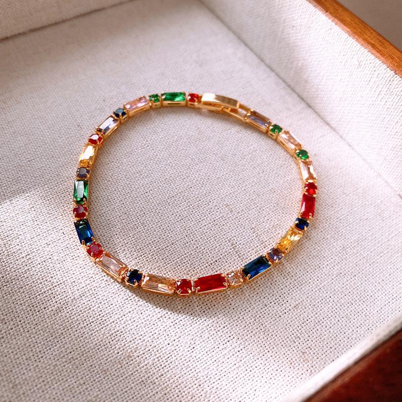 Sea Crystal Zirconia Water Drop Bracelet: Light Luxury Cool Style Jewelry for Women