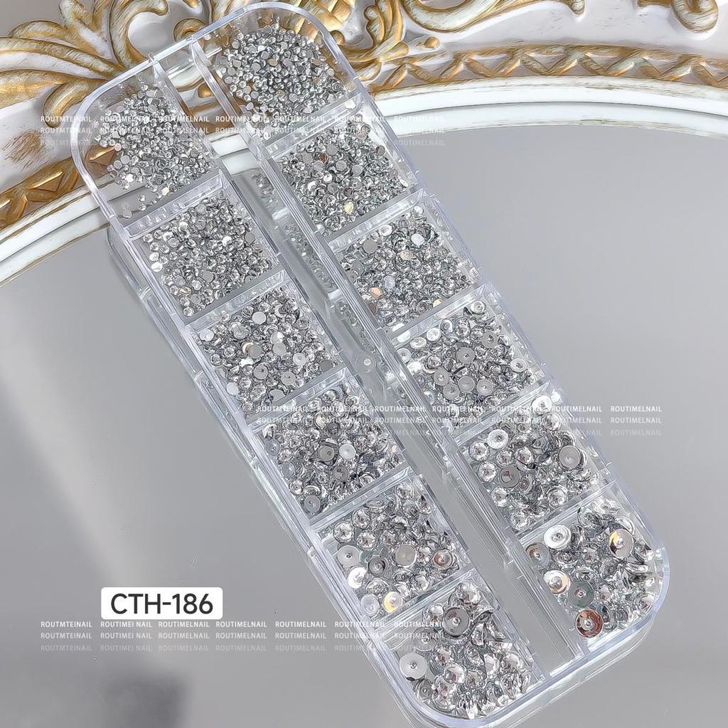 12-Grid Gold & Silver Alloy Flat-Bottom Half-Round Nail Art Decorations