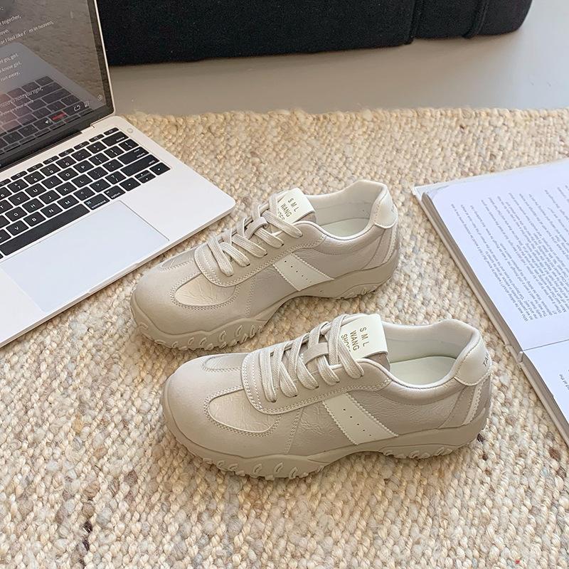 Internet Celebrity Super Fire European Station Women's Shoes 2025 Spring New Imitation Leather High Sense Moral Training Shoes Light Flat Casual Shoes