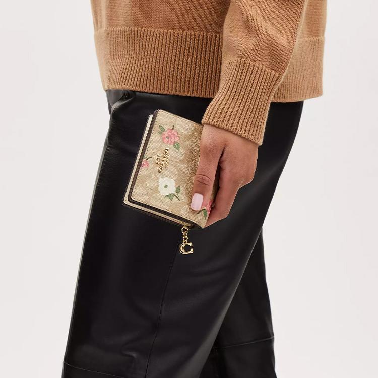 Coach Snap Wallet 11 Floral Print Snap Closure Signature Coated Canvas And Smooth Leather Wallet Women Wallet Gold Light-Khaki Multicolor CR969-IMOTV