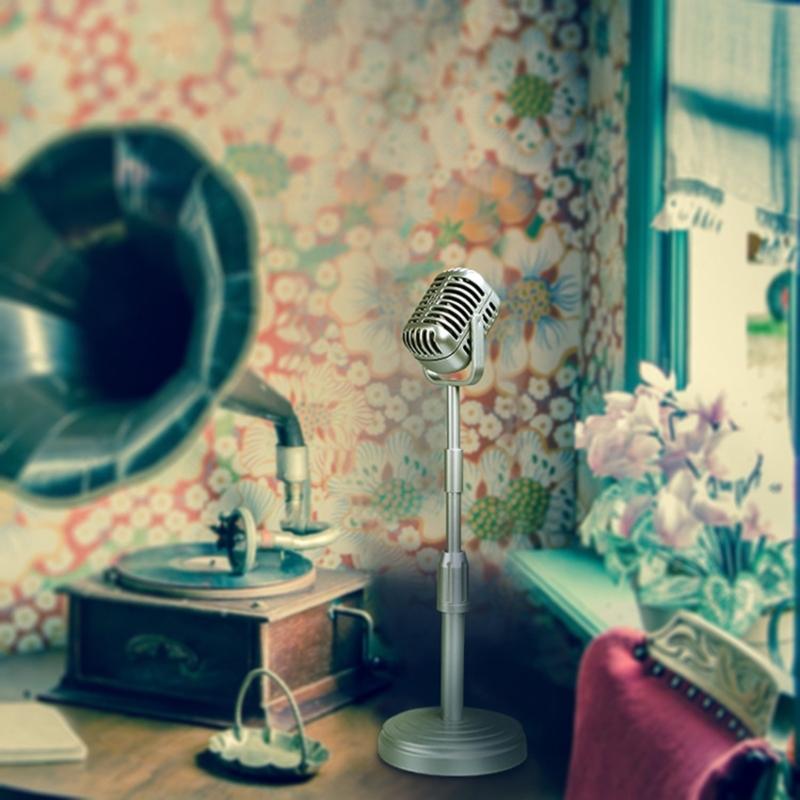 Nostalgic Old Fashioned Simulation Microphone Retro Film Photography Accessory for Wedding Photography Faux Mic Props