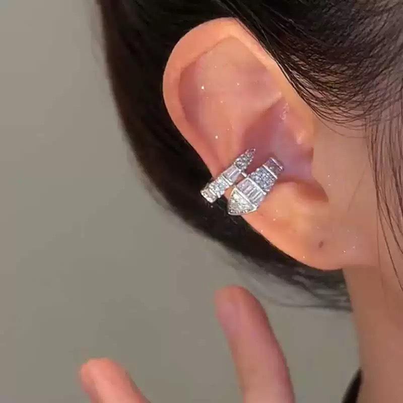 Snake-Shaped C-Shaped Zirconia Ear Clips: No-Piercing, Luxury, High-End Feel Earring Accessories for Women