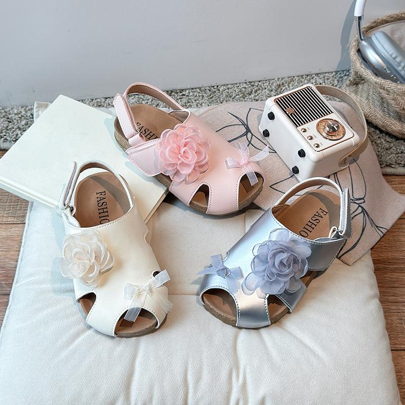 Girls Sandals Sweet Flowers Lace Kids Beach Shoes Hollowed-out Ins 2025 Summer New Children Fashion Princess Shoes Soft Sole
