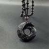 Delicata collana con ciondolo in ossidiana, gioiello da collo alla moda, girocollo, ornamento per l'uso quotidiano, appuntamenti e feste.