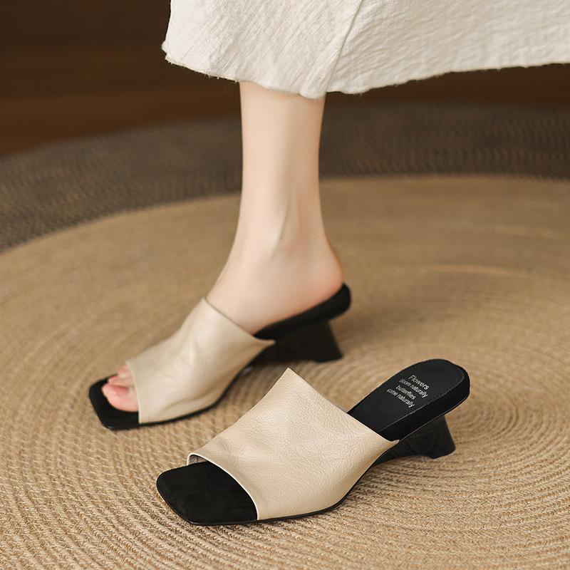 Sheepskin version is very easy to wear retro square head one-word slippers women's summer shoes special-shaped and cool slippers