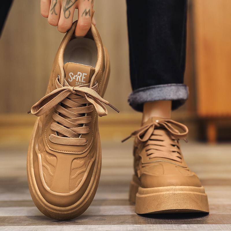 New Man 2024 Spring Mens Casual Shoes Comfortable Flat Footwear Fashion Outdoor Anti Slip Soft Sole Khaki Leather Sneaker Canvas