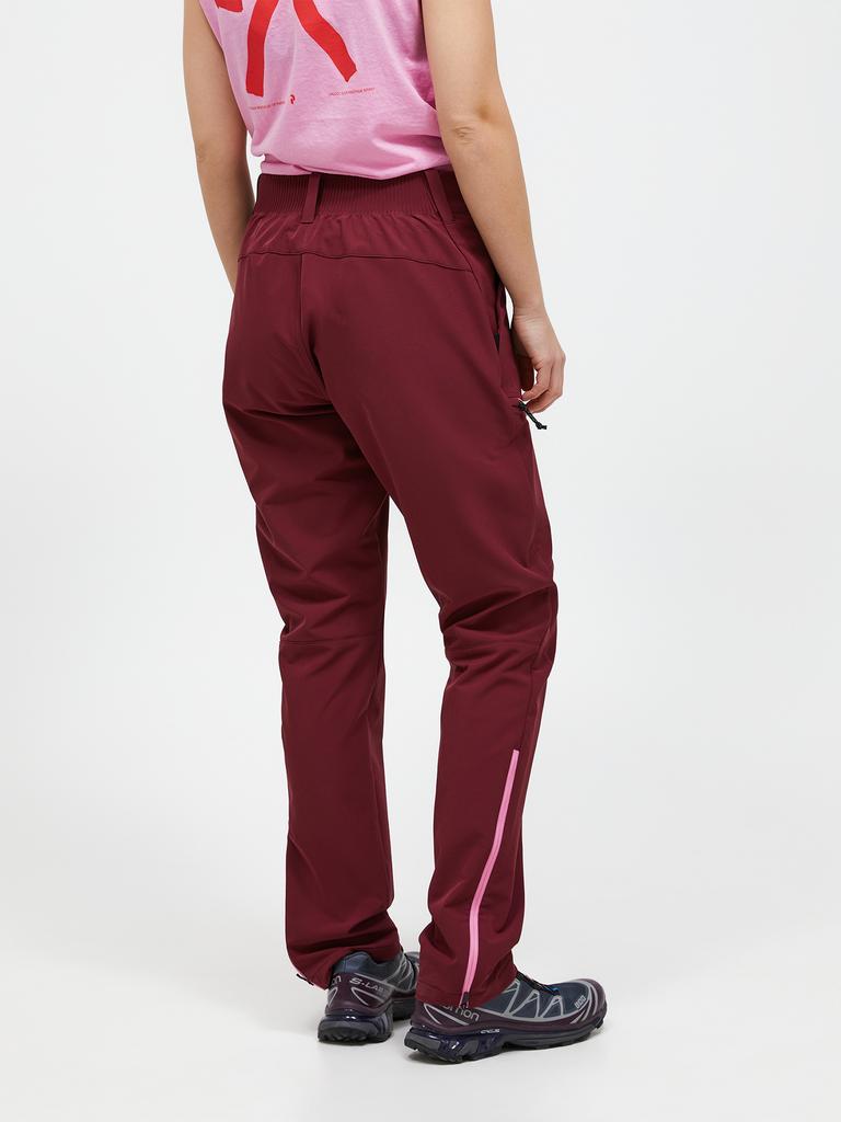 Pikeupeopomeonseu Scale Softshell Pants W
