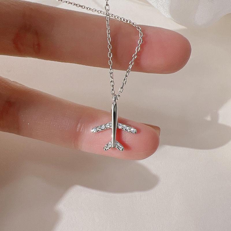 Childlike Personality Sweet Pendant Necklace Schoolgirl Design Diamond-Encrusted Aircraft Collarbone Chain Looks Thin