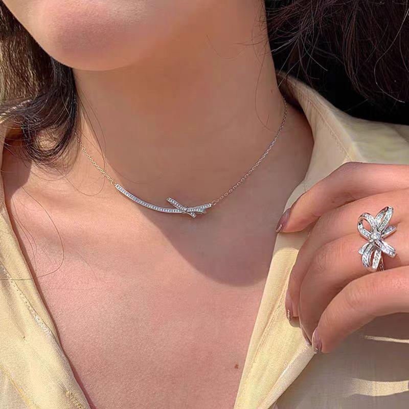 Premium smile bow collarbone necklace temperament for girlfriends birthday gift