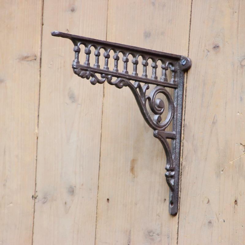 Retro Triangle Cast Iron Roman Column Wall Shelf Bracket