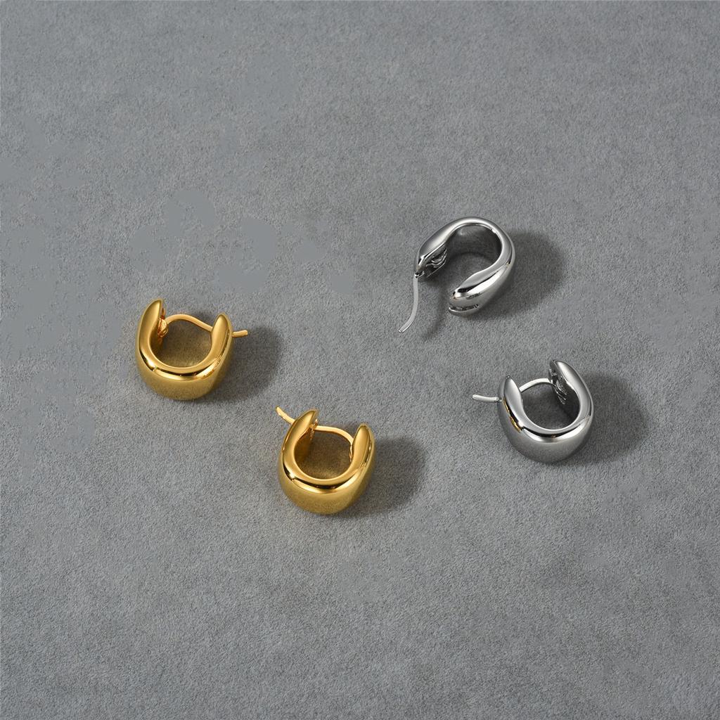 Premium Sense Metal Smooth Surface Simple Versatile Earrings Ear Buckles Niche Design Light Luxury Minimalist Earrings